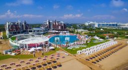 SELECTUM LUXURY RESORT