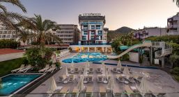 WHITE CITY BEACH HOTEL (ADULTS ONLY)