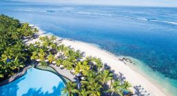 VICTORIA BEACHCOMBER RESORT & SPA