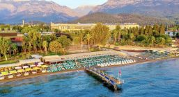 CRYSTAL DE LUXE RESORT & SPA