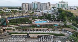 LAUR HOTELS