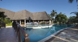 UROA Bay Resort